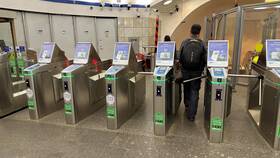 Чем оплатить проезд в автобусе в Москве в Эконика